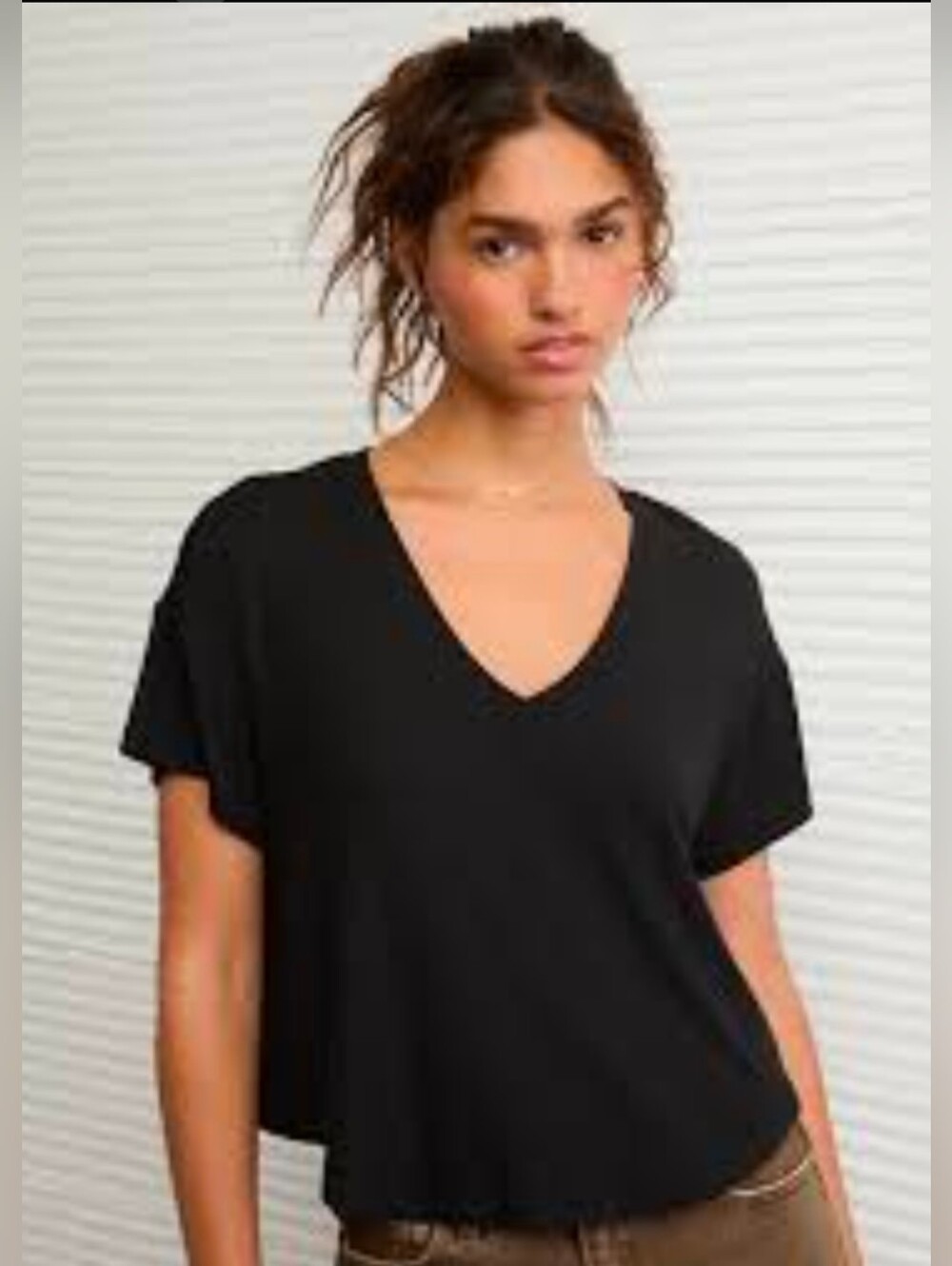 American Eagle Outfitters Soft And Sexy Charcol Navy V Neck Tee Relaxed S/P